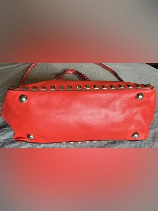 Valentino Garavani Rockstud Medium Red Leather Shoulder/Crossbody/Tote Bag W/COA - Picture 3 of 15